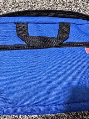 Wayfair Basics Blue and Black Travel Toiletry Organizer